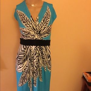Maggie London Island Dress